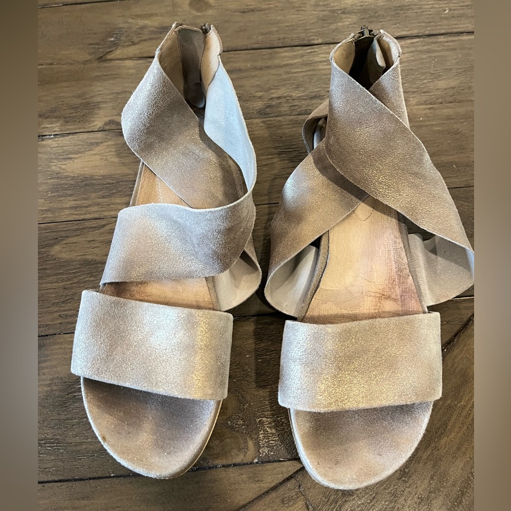 Eileen Fisher Sport Platform Sandal 9